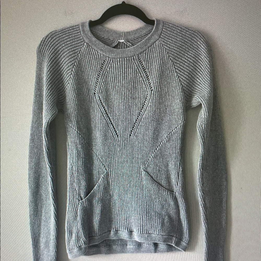 lululemon athletica Heather Gray Ribbed Crew Sweater